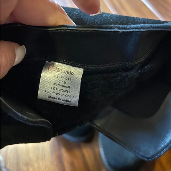 Blondo waterproof suede over the knee boot black 6.5 - Picture 2 of 2